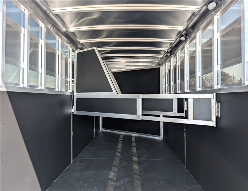 Trailer Photo 7