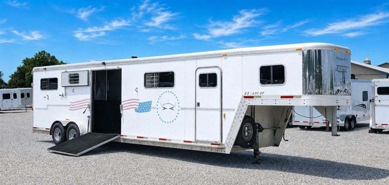 Trailer Photo 2