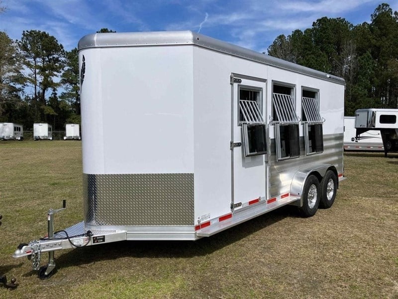 2028 Featherlite 3 Horse Slant Load 9400 Model