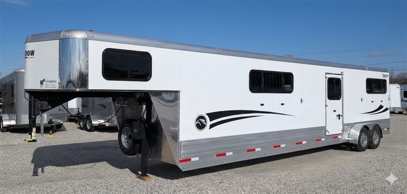 Trailer Photo 3