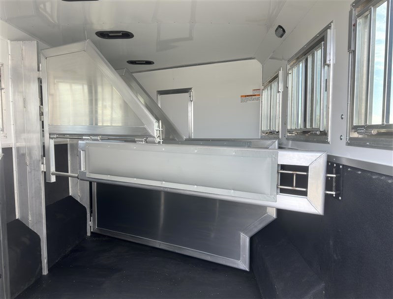 Trailer Photo 6