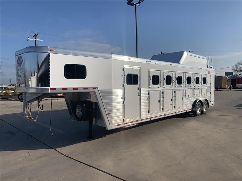 2023 Hart 6H Tradition w/ Smart Tack