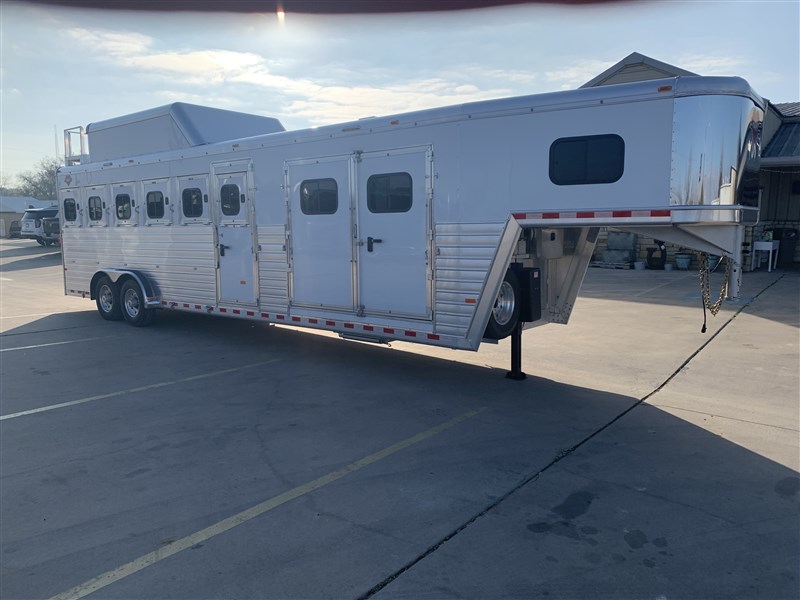 2023 Hart 6H Tradition w/ Smart Tack