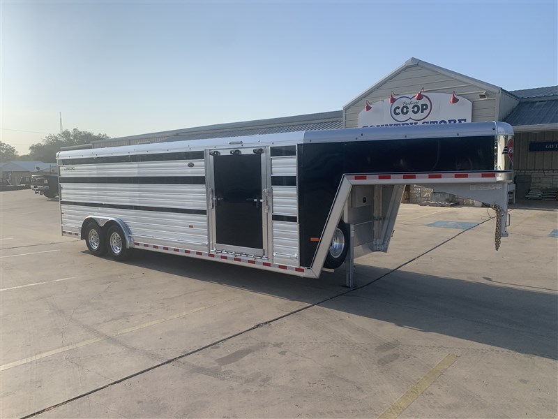 2023 Hart 24x8 club calf