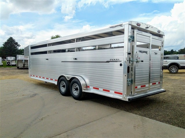 2020 Hillsboro Endura 24' Aluminum Stock Trailer