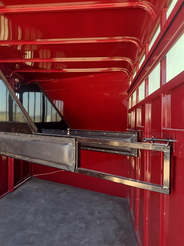 Trailer Photo 19