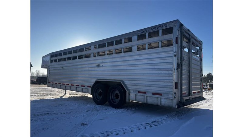 Trailer Photo 7