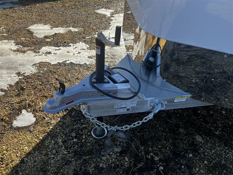 2026 Kiefer Built k-lite aluminum livestock trailer