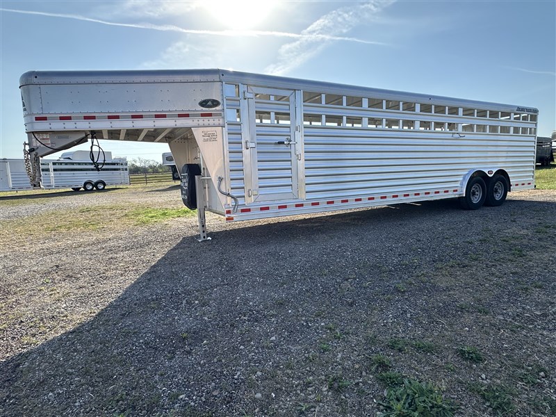 2026 Elite v-nose 28' stock