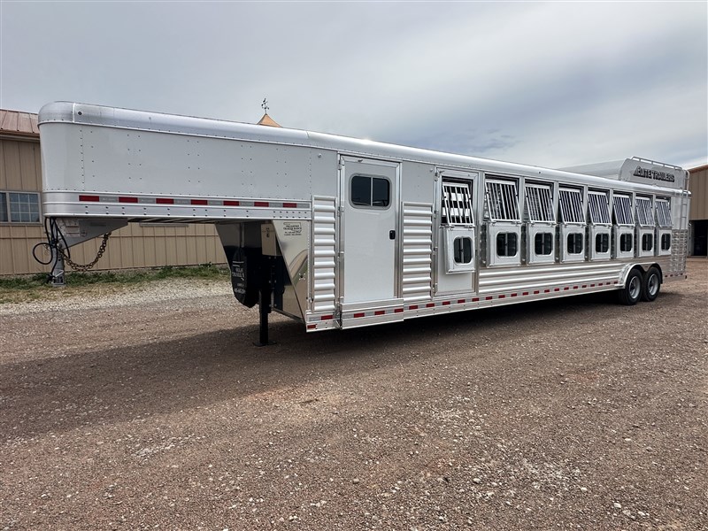 2027 Elite dlx 8 horse split tack