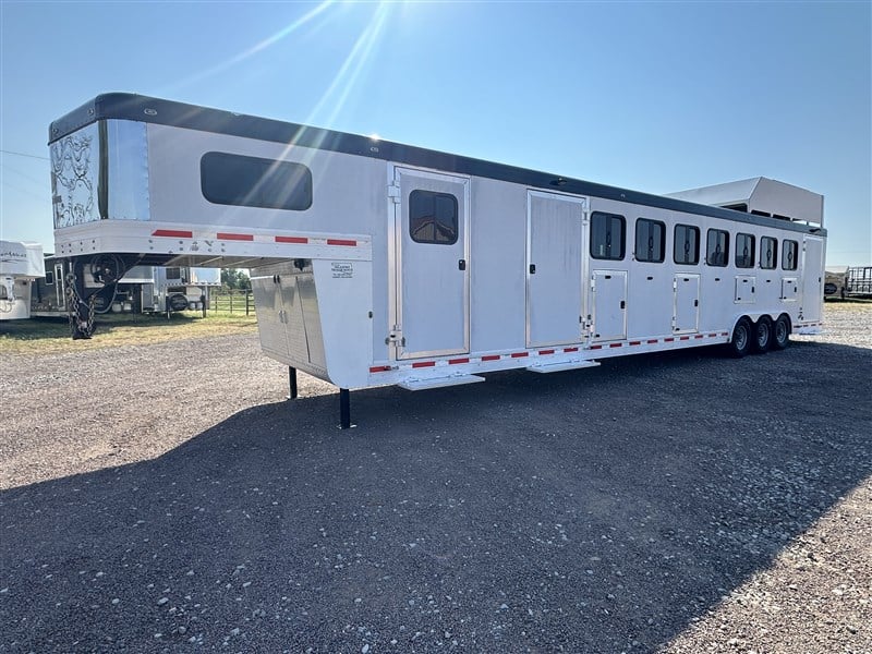 2010 Blue Ribbon 7 Horse 
