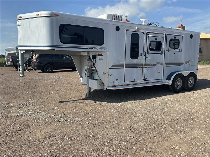 Trailer Photo 1