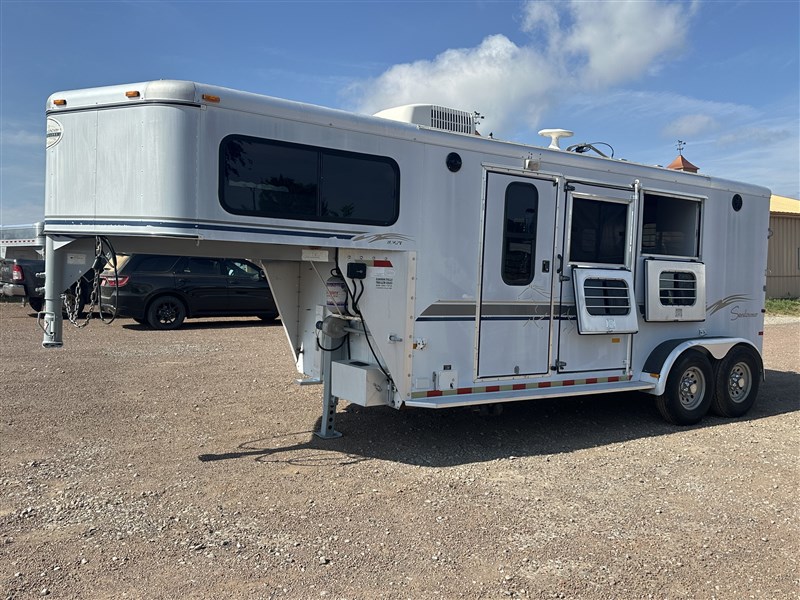 Trailer Photo 2