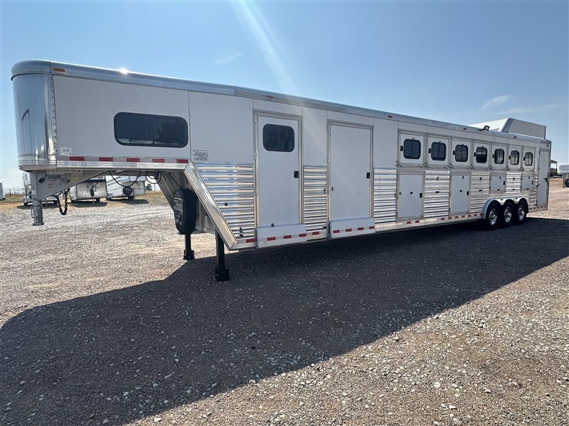 Trailer on Sale