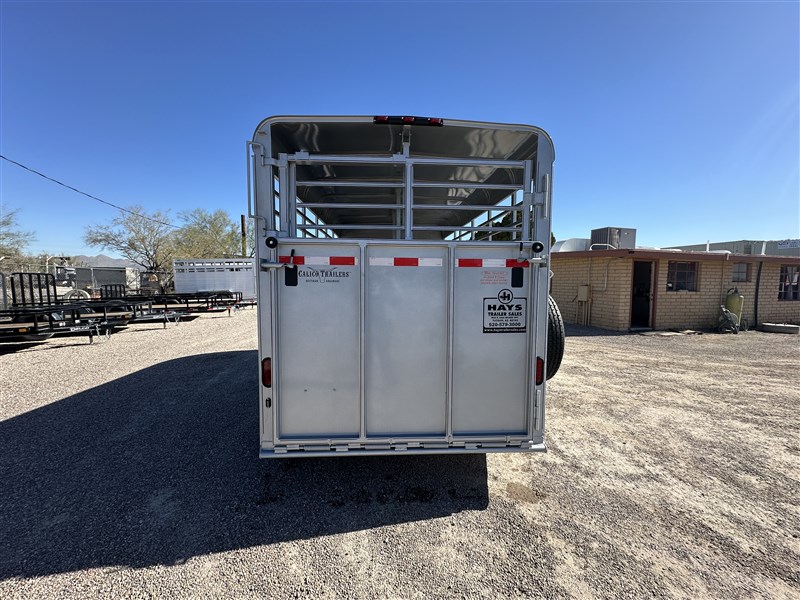 2024 Calico 6 pen livestock trailer
