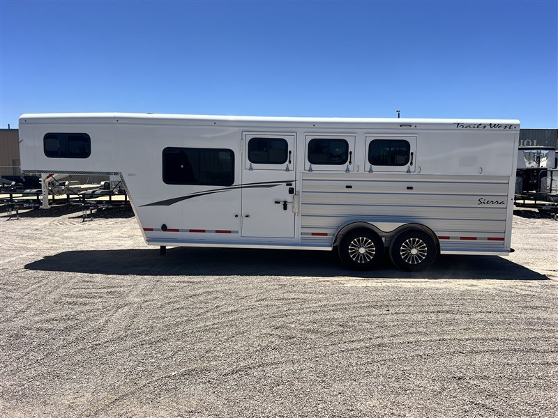 2024 Trails West sierra 3 horse gn w/ comfort package