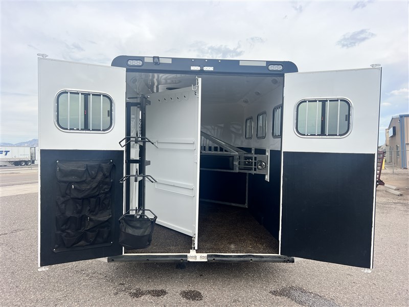 2018 Trails West sierra 7x7 3-horse lq