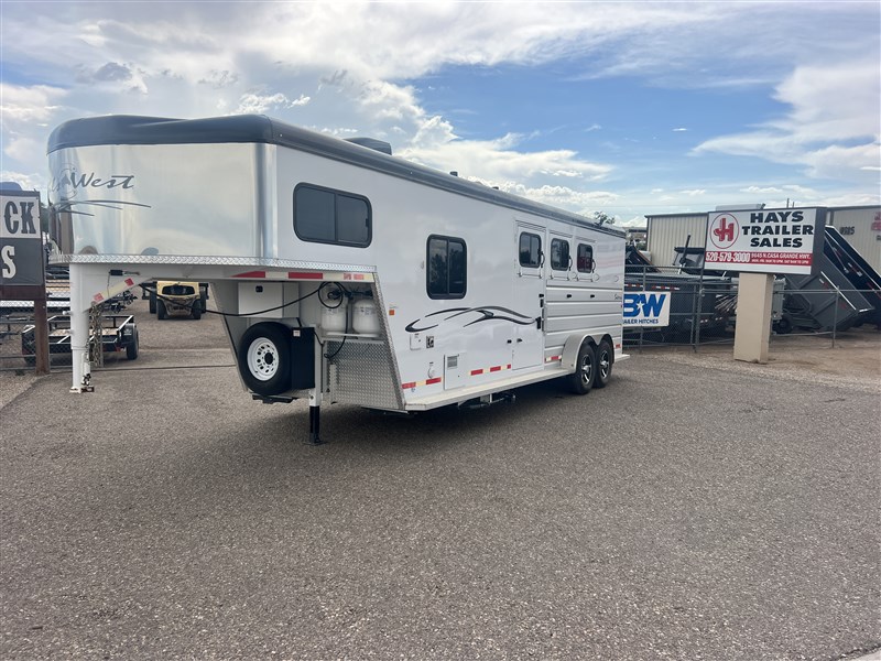 2018 Trails West sierra 7x7 3-horse lq