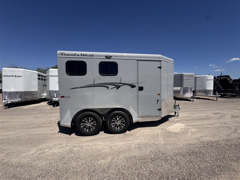Trailer Photo 11