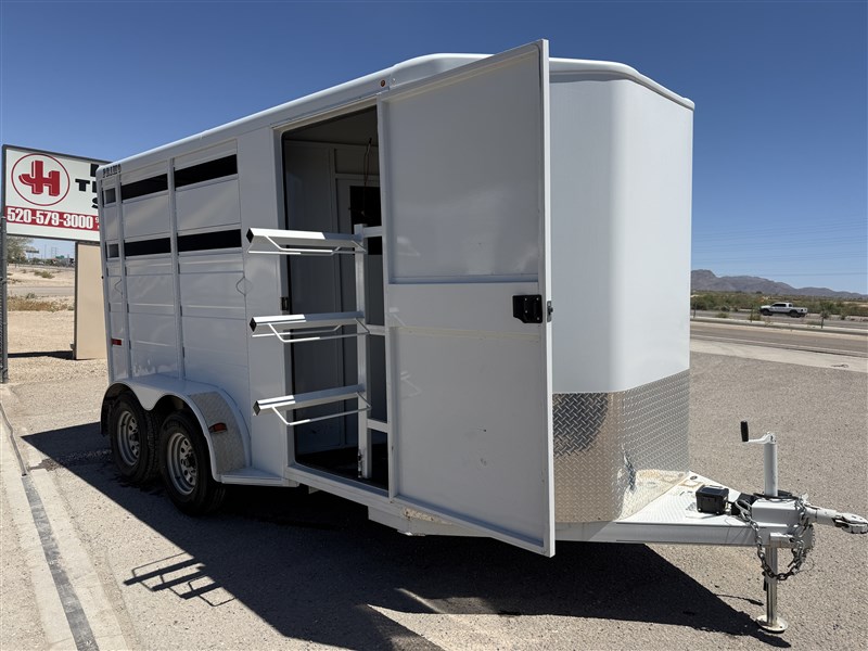 Trailer Photo 8
