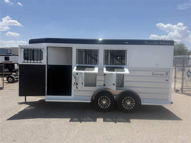 Trailer Photo 2
