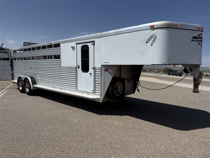 Trailer Photo 10