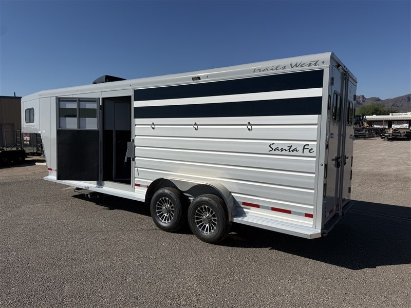Trailer Photo 3