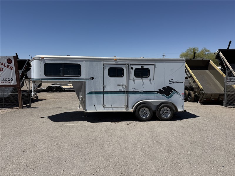 Trailer Photo 2