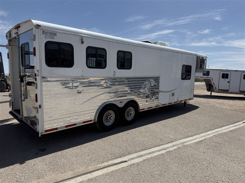 Trailer Photo 11