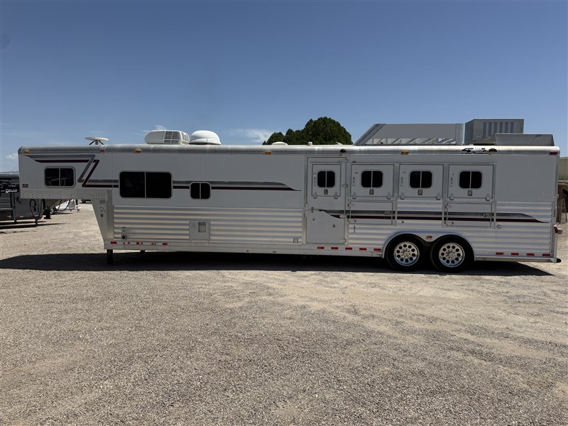 Trailer Photo 2