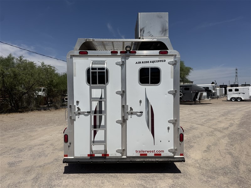 Trailer Photo 11