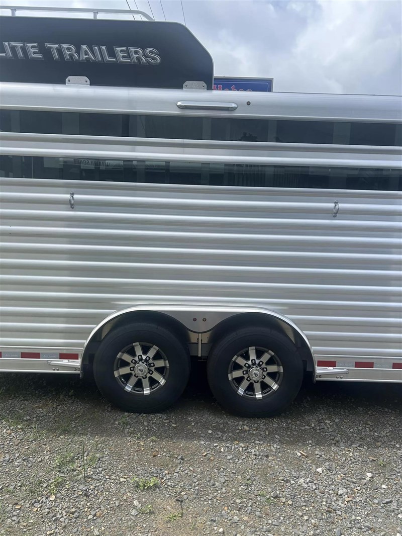 2026 Elite 5 horse stock combo trailer