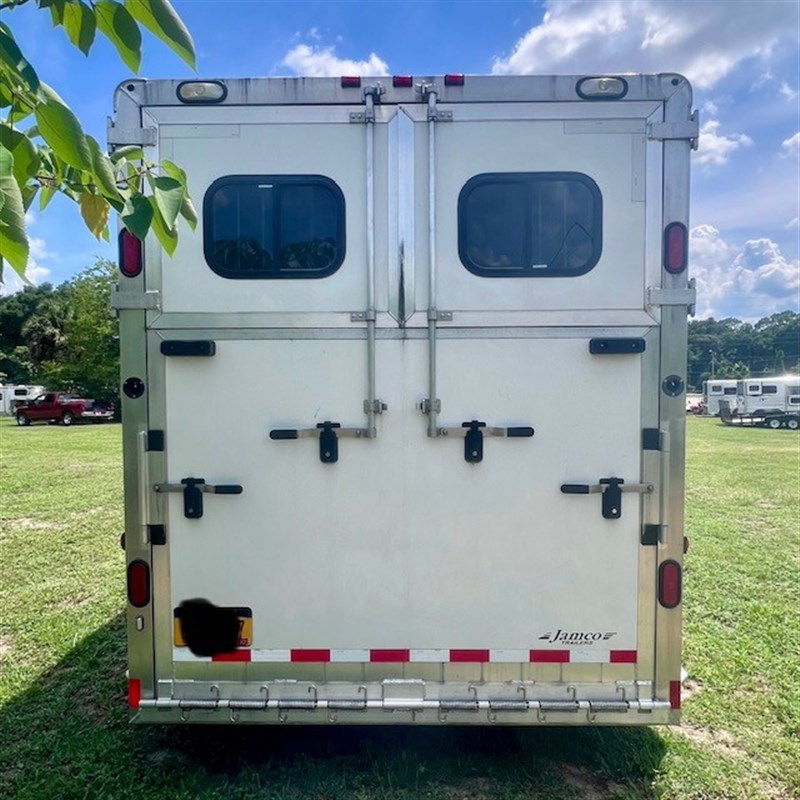 2019 Jamco 3 horse gooseneck slantload trailer