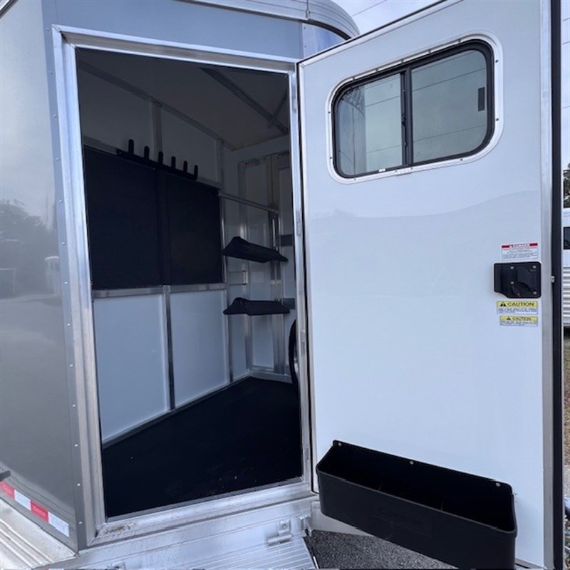 Trailer Photo 13