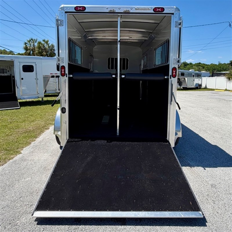 Trailer Photo 8