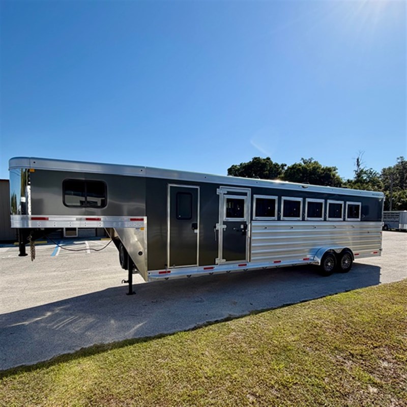 2026 Merhow 6h slant gn - 7'6 tall with trainers tack