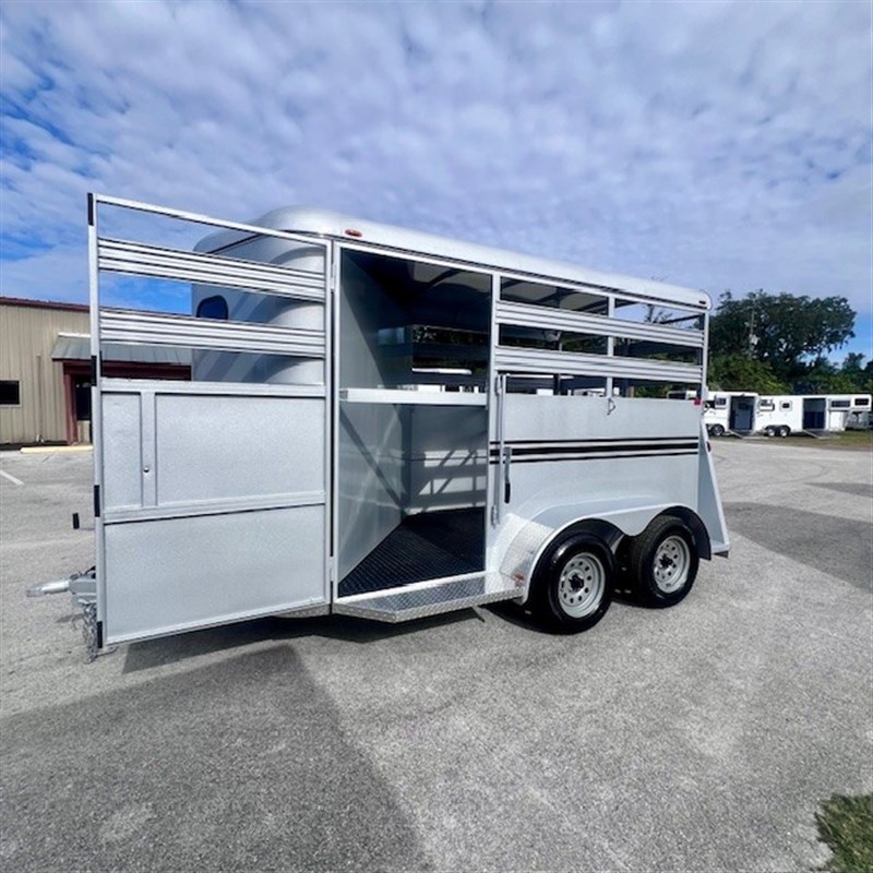2026 Bee 2 horse bp stock combo with escape door