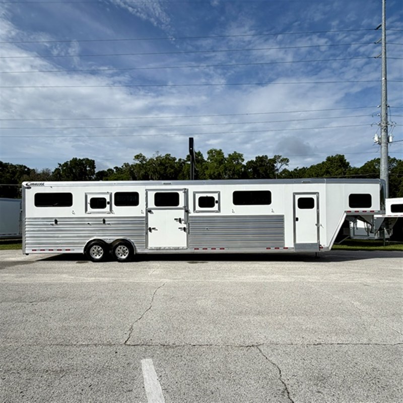 Trailer Photo 11