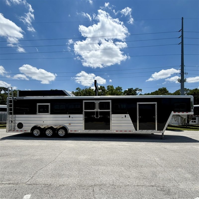 Trailer Photo 18