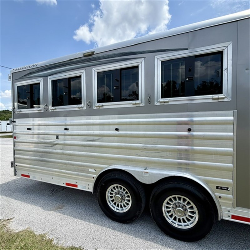 Trailer Photo 9