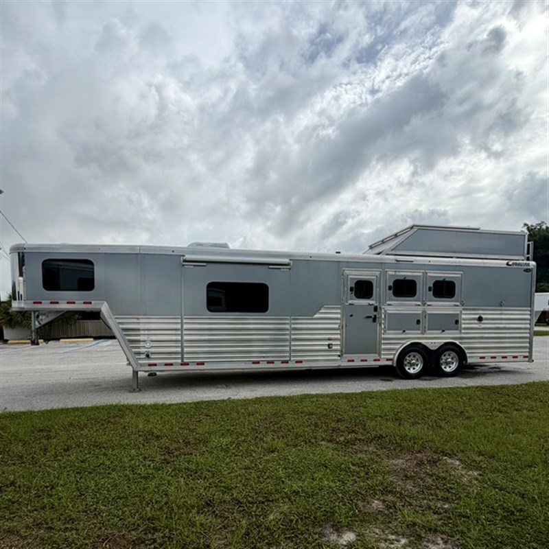 Trailer Photo 5