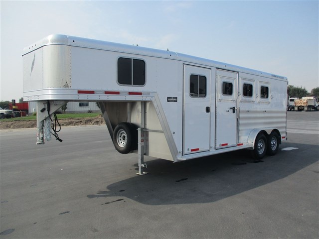 2017 Featherlite Legend
