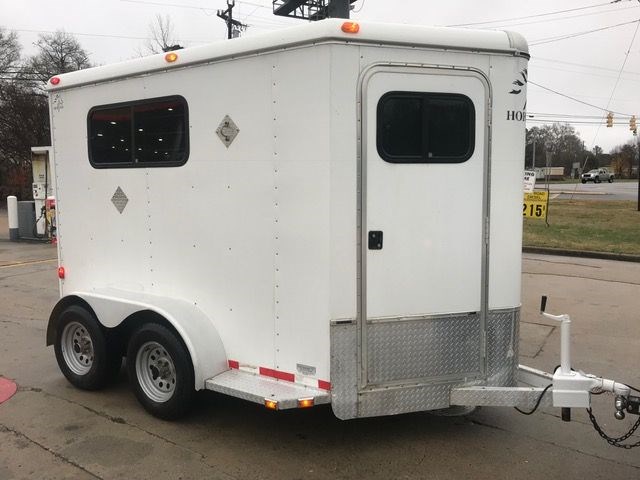 2001 Horton 2 Horse, Bumper Pull, Warmblood Size