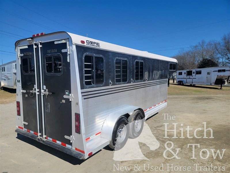 2000 Gore 2000 gore 3 horse slant gooseneck $11,900