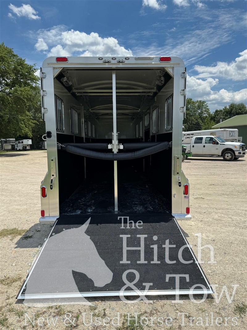 Trailer Photo 7