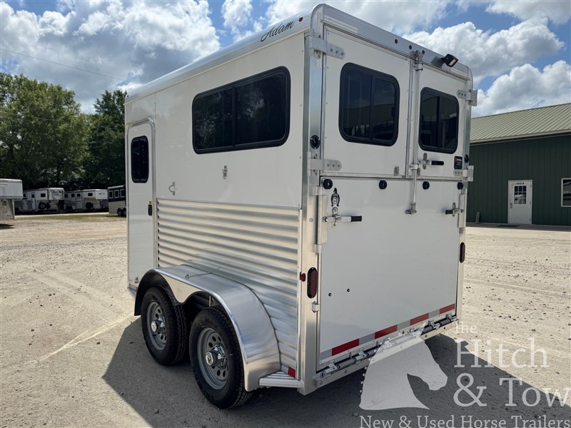 2026 Adam 2026 adam julite 2 horse bumper pull no dressing