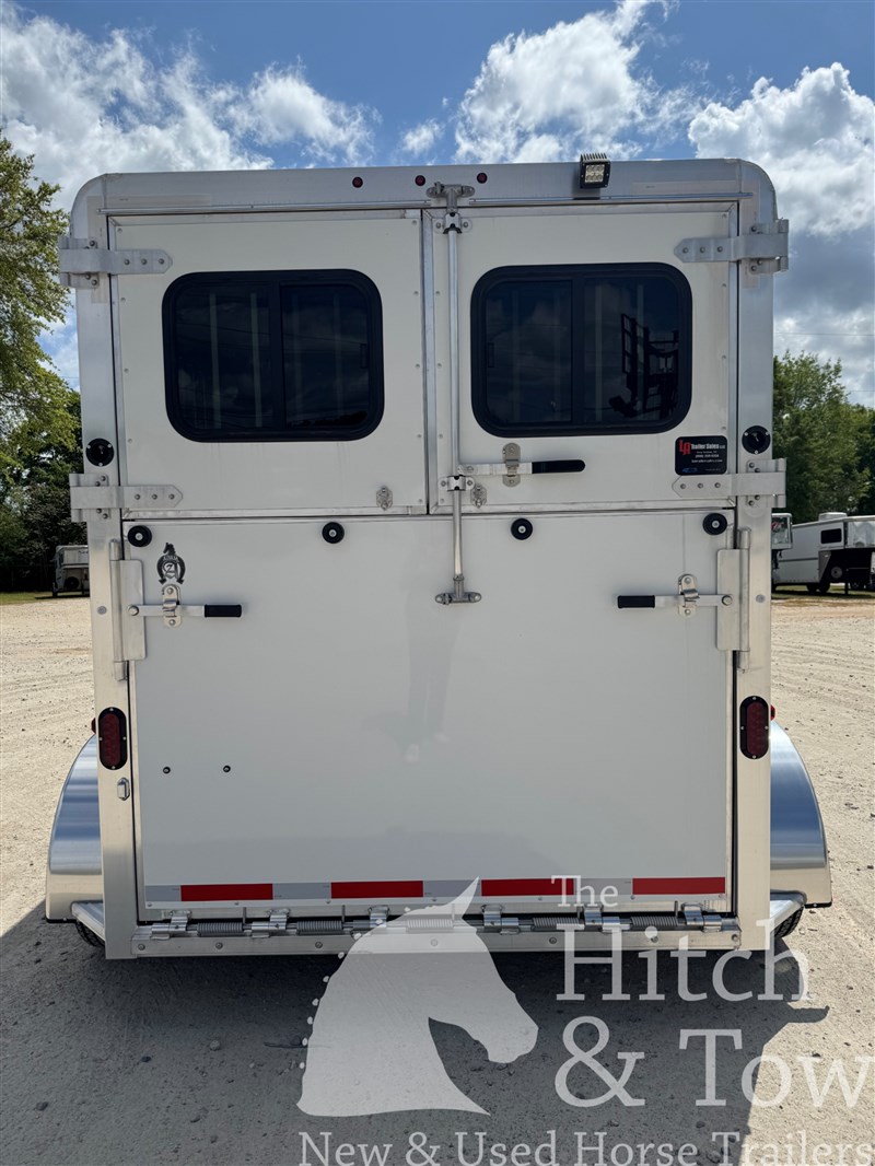 2026 Adam 2026 adam julite 2 horse bumper pull no dressing