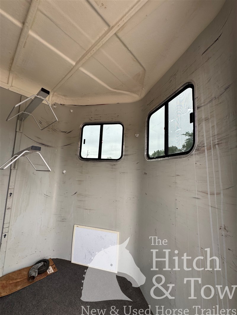Trailer Photo 19