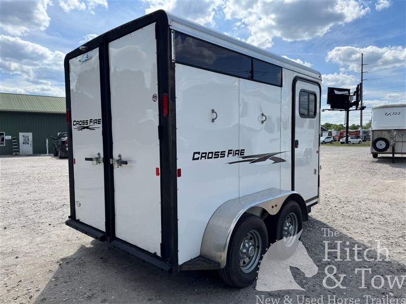 2017 Logan Coach 2017 logan cross fire 2 horse slant bumper pull