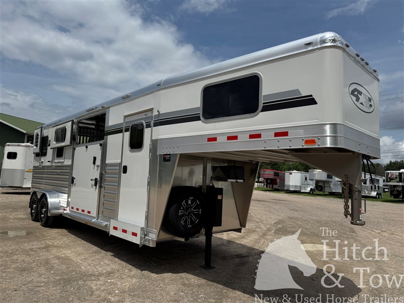 2026 4-star 2026 4 star 2+1 w/ rolling divider & more!